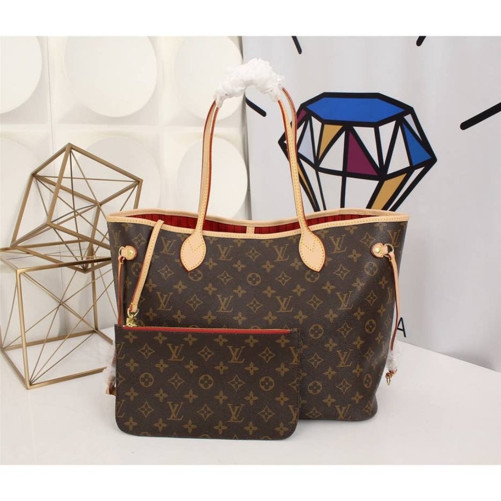 LV MM NeverFull Tote Monogram